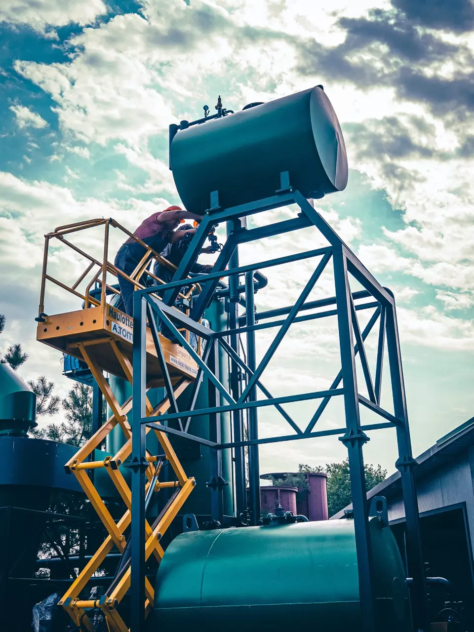 ЗБИРАННЯ У ВИПРОБУВАЛЬНОМУ ЦЕХУ